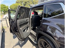 Vehicle Thumb #16