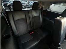 Vehicle Thumb #19