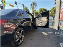 Vehicle Thumb #14