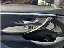 Vehicle Thumb #36