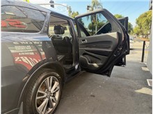 Vehicle Thumb #15