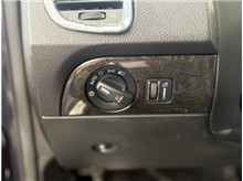 Vehicle Thumb #33