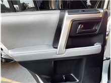 Vehicle Thumb #28