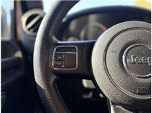 Vehicle Thumb #26