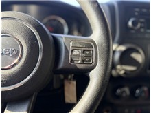 Vehicle Thumb #27