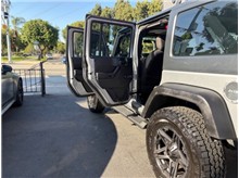 Vehicle Thumb #8