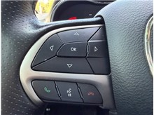 Vehicle Thumb #27