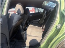 Vehicle Thumb #19