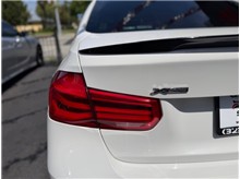 Vehicle Thumb #9