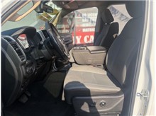 Vehicle Thumb #15