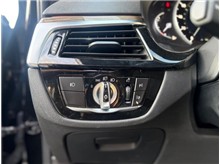 Vehicle Thumb #30