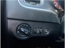 Vehicle Thumb #32
