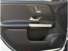Vehicle Thumb #32