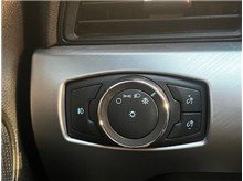 Vehicle Thumb #32