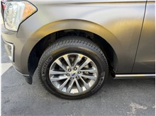 Vehicle Thumb #36