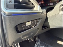 Vehicle Thumb #38