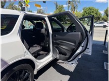 Vehicle Thumb #14