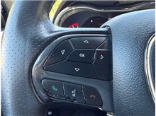 Vehicle Thumb #23