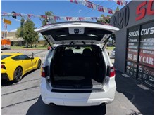Vehicle Thumb #33