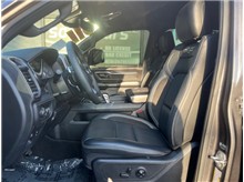 Vehicle Thumb #16