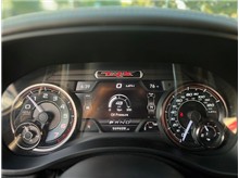 Vehicle Thumb #26