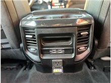 Vehicle Thumb #35