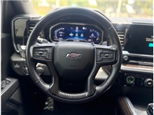 Vehicle Thumb #33