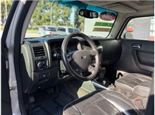 Vehicle Thumb #19