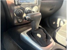 Vehicle Thumb #23