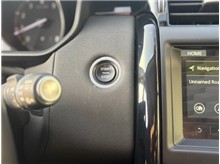Vehicle Thumb #33