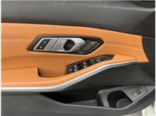 Vehicle Thumb #16