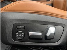 Vehicle Thumb #36