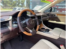 Vehicle Thumb #27