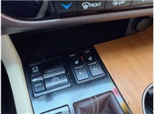Vehicle Thumb #34