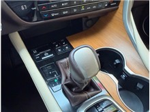 Vehicle Thumb #36