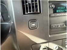Vehicle Thumb #22