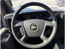 Vehicle Thumb #28