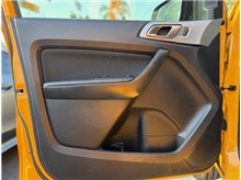 Vehicle Thumb #29