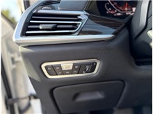Vehicle Thumb #32