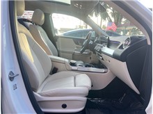 Vehicle Thumb #18