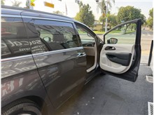 Vehicle Thumb #10