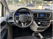Vehicle Thumb #21