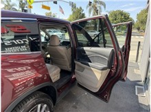 Vehicle Thumb #16