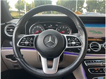 Vehicle Thumb #21