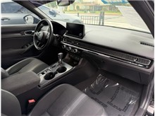Vehicle Thumb #15