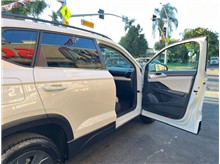Vehicle Thumb #13