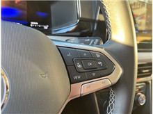 Vehicle Thumb #26