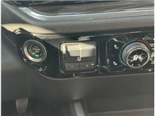 Vehicle Thumb #22