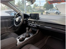 Vehicle Thumb #20