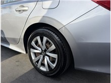 Vehicle Thumb #9